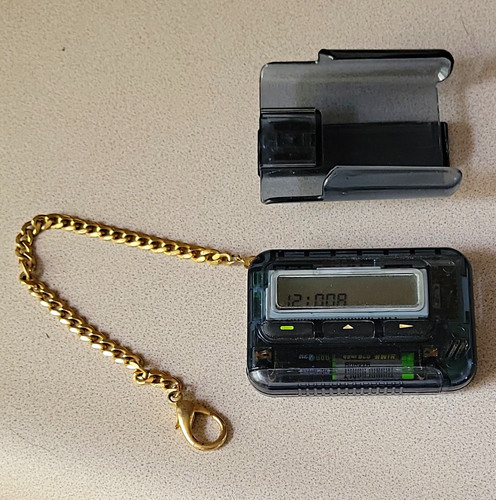 Vintage 1985 working uhf - 1985, pager